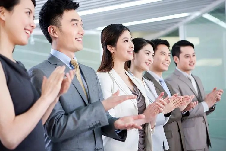致敬数据合规元年 | 表析《网络安全法》配...